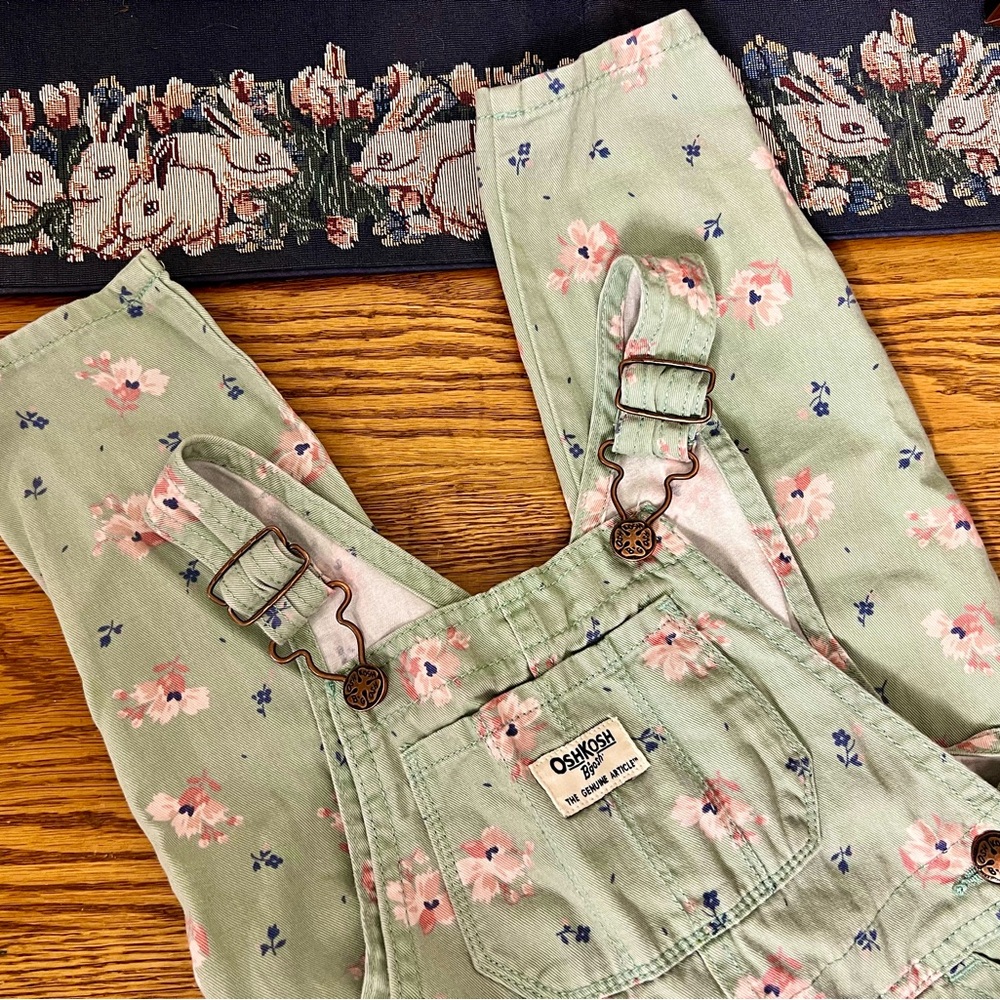 OshKosh B’gosh | Floral Overalls | 3T (Little Girl)